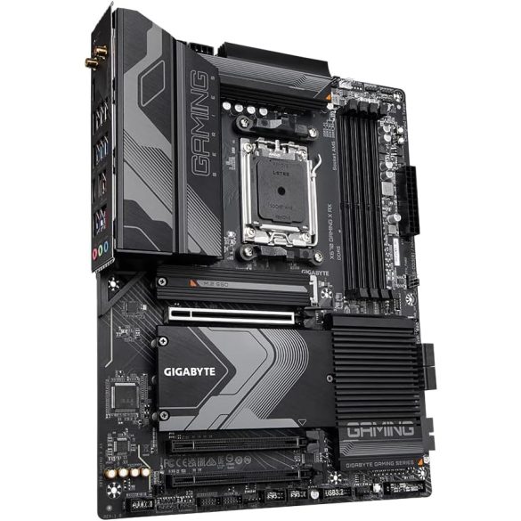 Gigabyte X670 GAMING X AX alaplap, AM5 foglalat