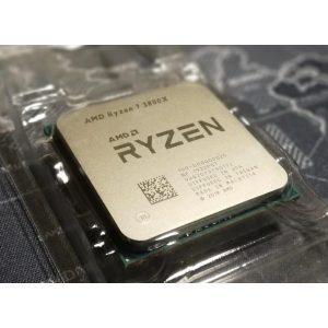 AMD Ryzen 7 3800X 8-Core 3.9GHz AM4 Tálcás (100-100000025) Processzor